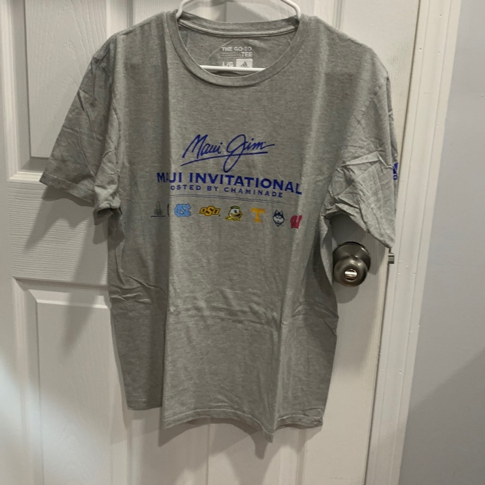 Large grey adidas Maui Invitational t shirt. Worn once, great condition.